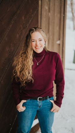 instructor Ashleigh Hobden