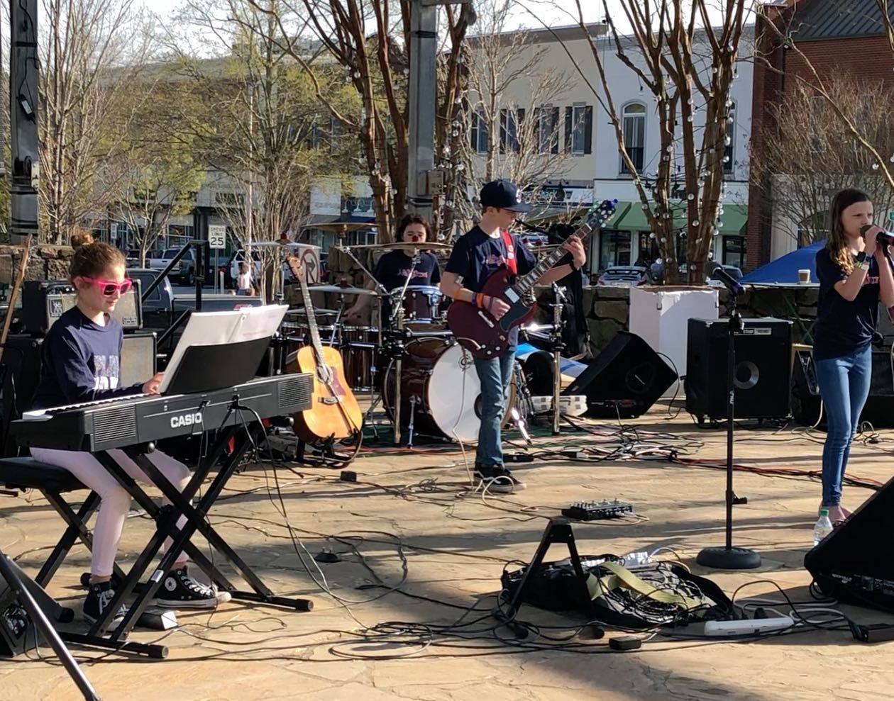 Notasium Band Performance